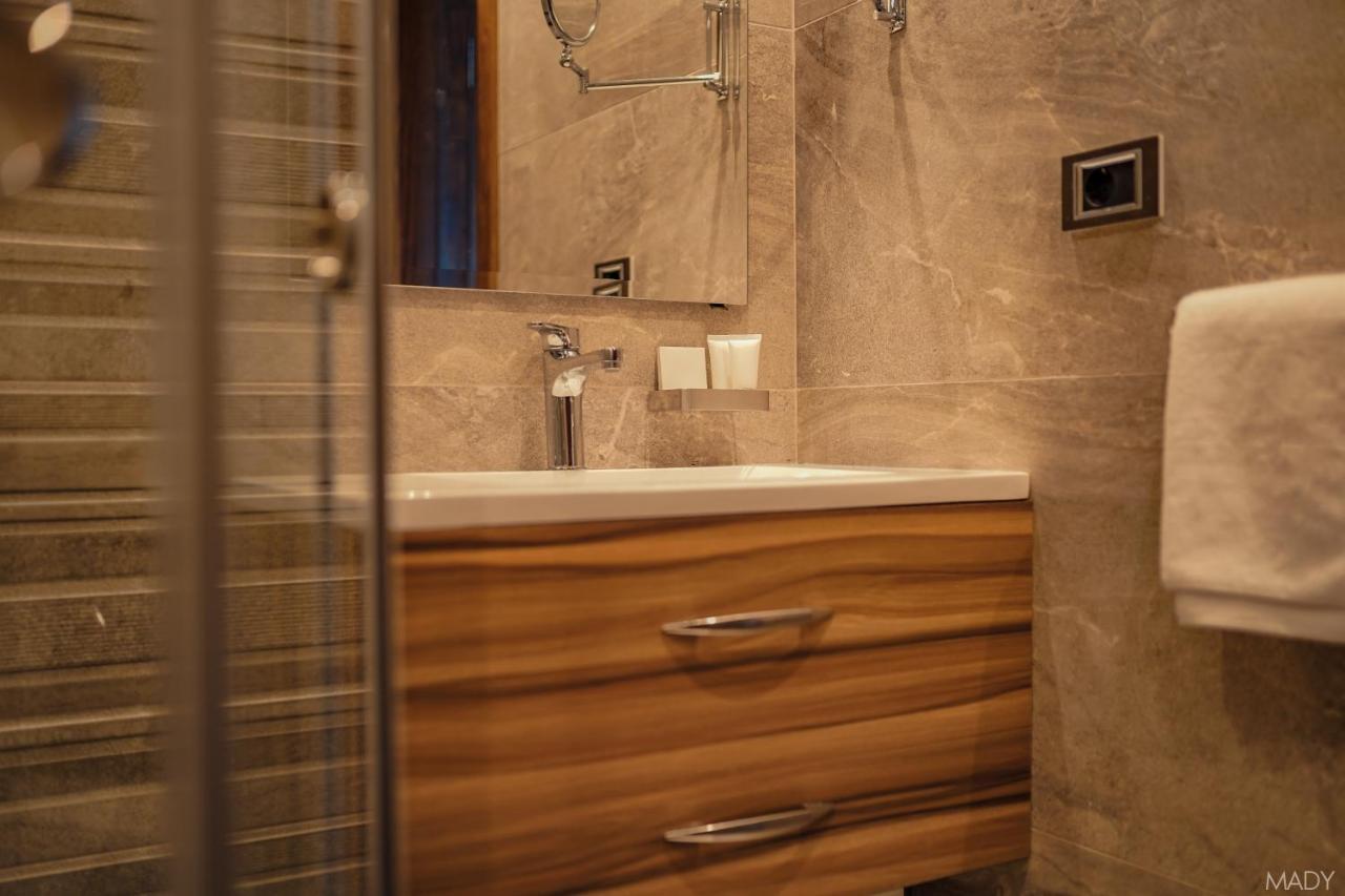 Miramar Boutique Hotel *